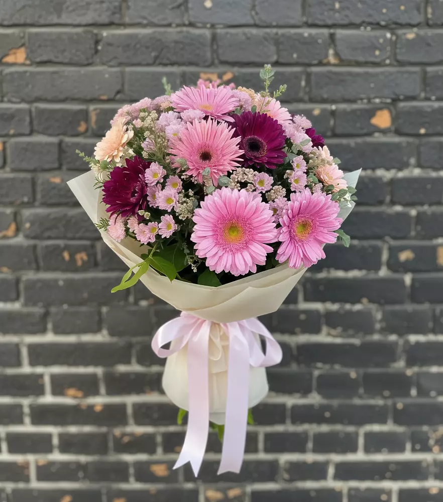 Букет цветов из: Герберы и Хризантемы в Почепе