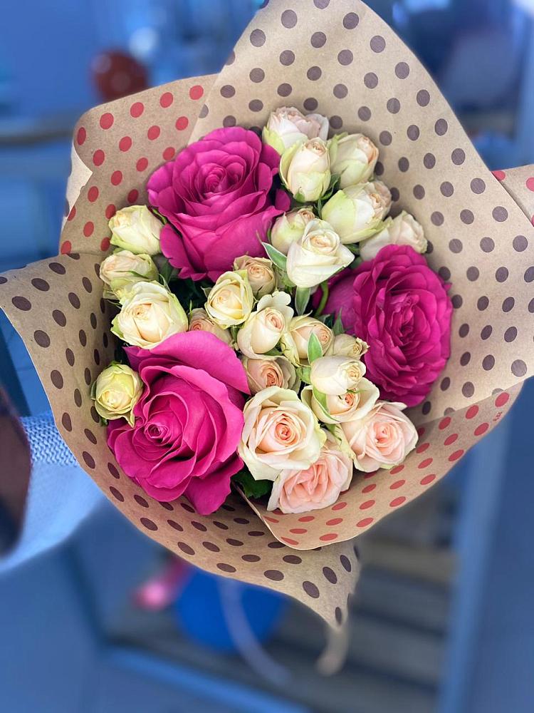 Букет цветов из: Розы в Почепе