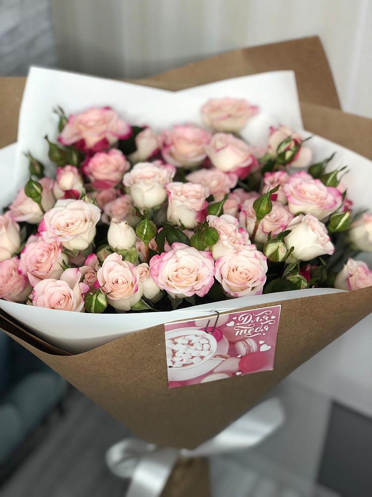 Букет цветов из: Розы в Почепе