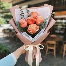 Букет цветов из:  Розы в Почепе