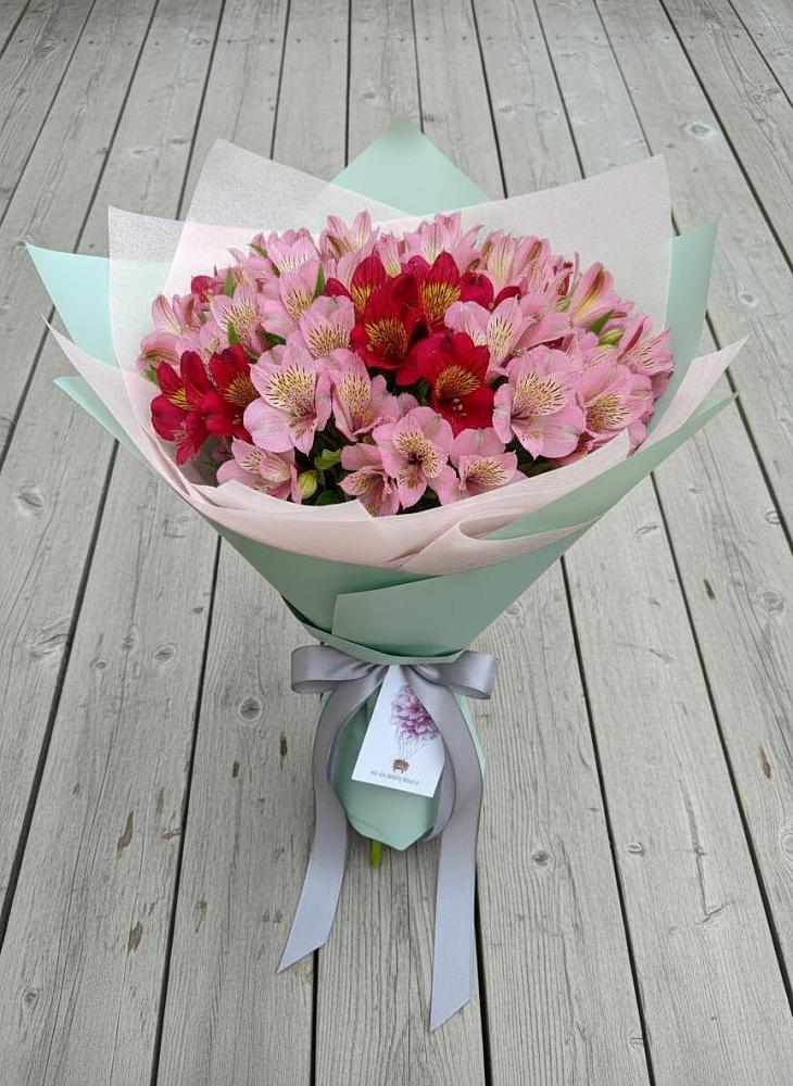 Букет цветов из: Альстромерии в Почепе
