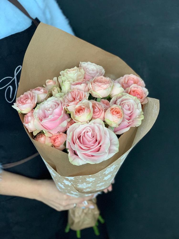 Букет цветов из: Хризантемы и Розы в Почепе