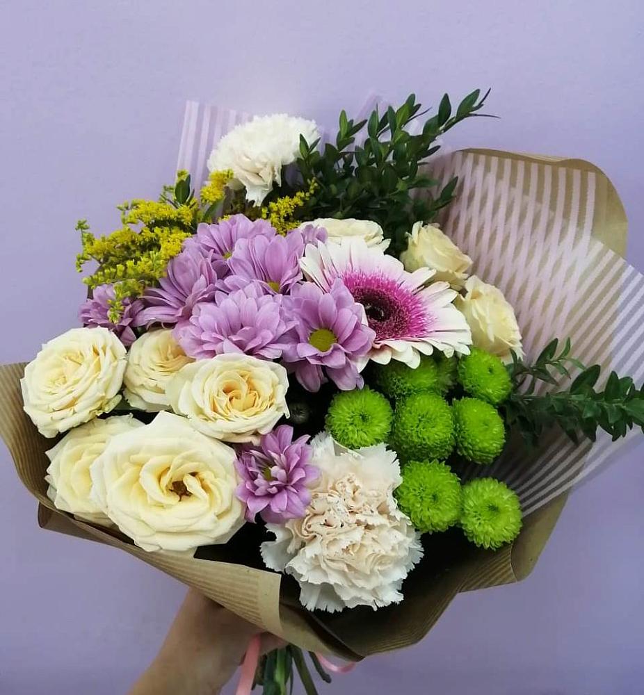 Букет цветов из: Хризантемы, Розы, Гвоздики и Герберы в Почепе